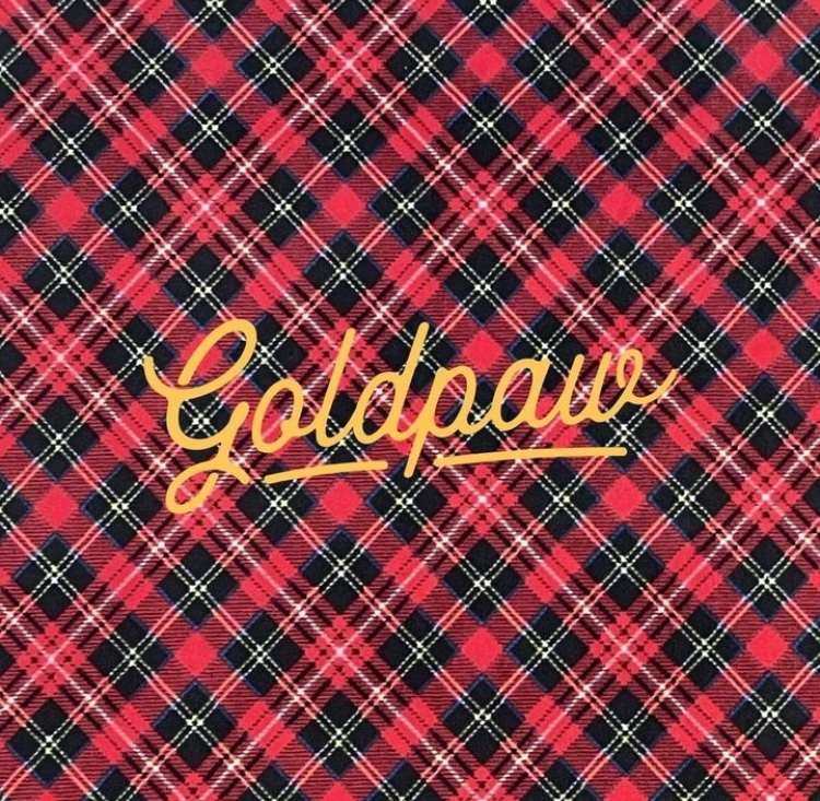 Die Fleece Pullover von Gold Paw sind eingetroffen.